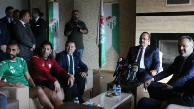 A.Demirspor maçı öncesi Özlüce’den açık mesaj; YALNIZ DEĞİLSİNİZ…