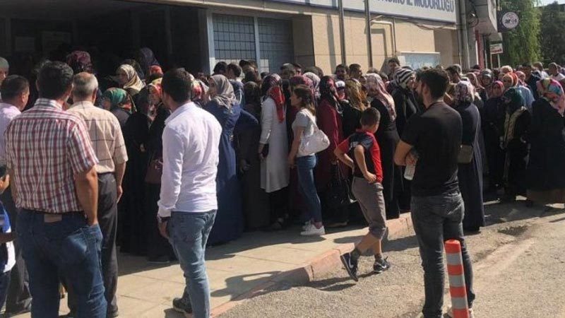 Bursa’daki 4 belediye eleman arıyor Bursa'daki 4 belediye 'kurum dışı kamu işçi alımı' için İŞKUR