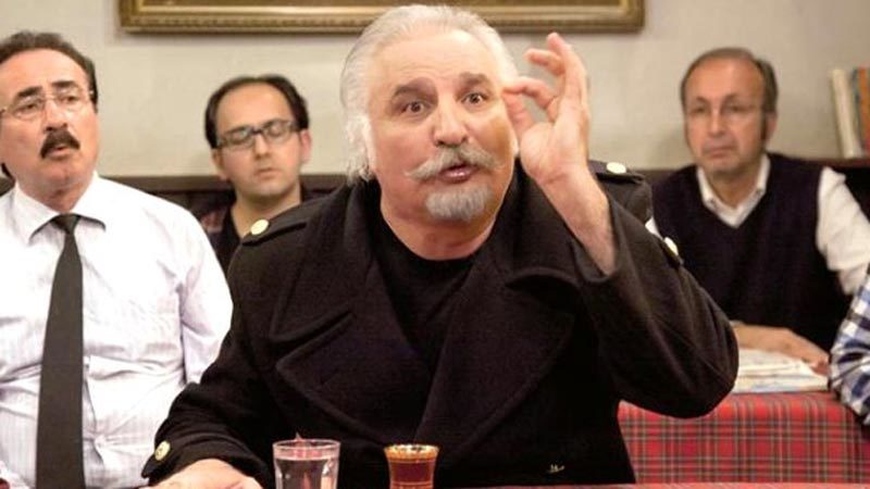 Bağcılar Belediyesi'nin düzenlediği programa katılan oyuncu Hasan Kaçan, dar gelirli
