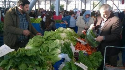Sebze fiyatları üreticiyi güldürmedi