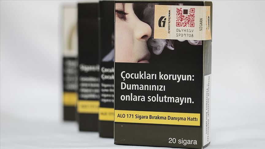 Bakan açıkladı: Sigarada düz paket uygulaması…