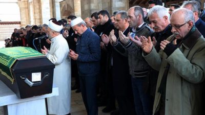 İş insanı, son yolculuğuna uğurlandı