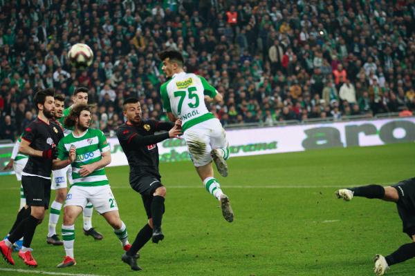 Bursasporlu futbolcular konuştu; Futbol şansı yanımızda değildi…