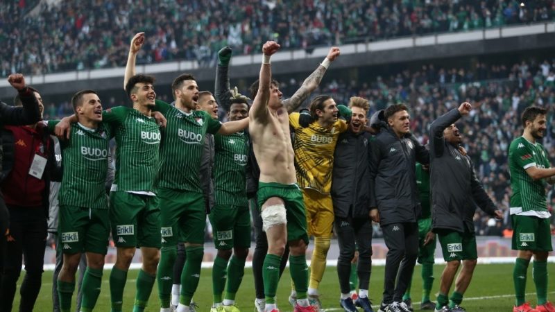 Bursaspor için zirve vakti… Kadro nasıl olur? TFF 1. Lig'de haftanın maçında Bursaspor, BB Erzurumspor ile deplasmanda