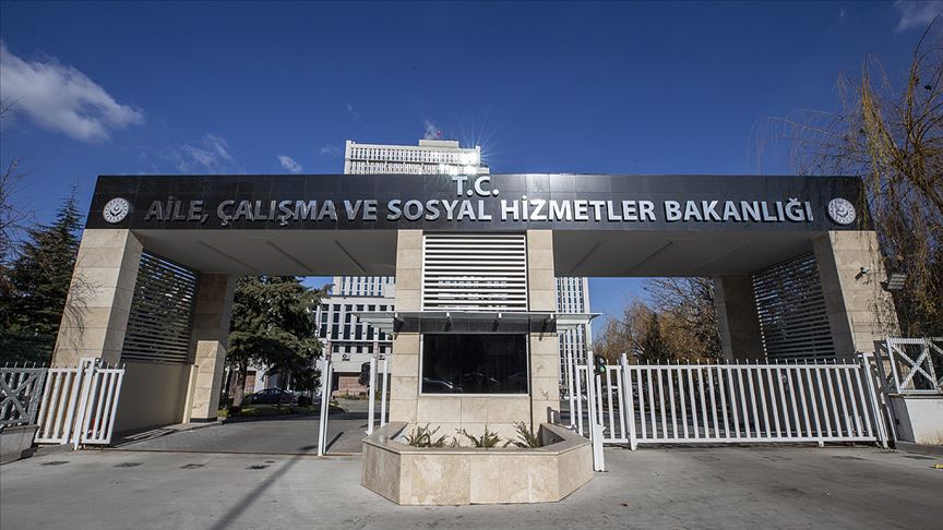 Aile, Çalışma ve Sosyal Hizmetler Bakanlığından deprem bölgesine 5 milyon lira ek kaynak