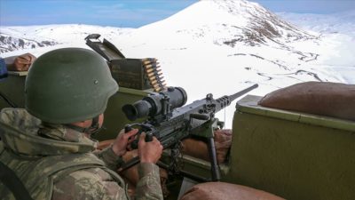 Terör örgütünden kaçışlar devam ediyor: 2 terörist teslim oldu