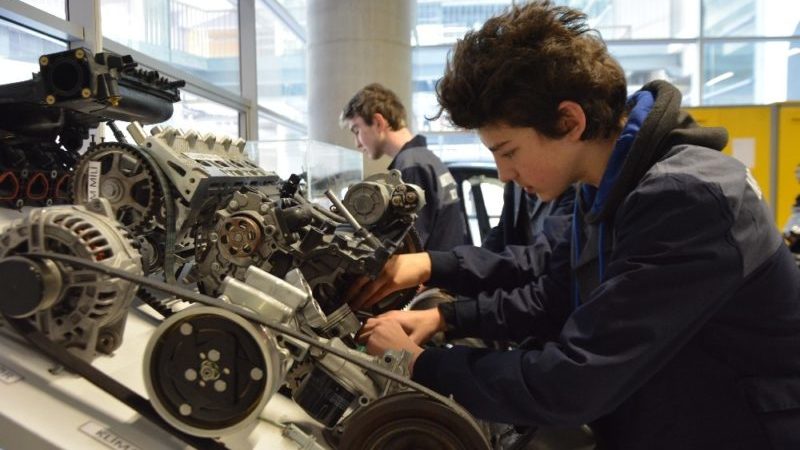 Türkiye’de bir ilk! Bursa’da başlayacak… Bursa’da kurulacak olan yerli otomobil fabrikası, mesleki okullarda da hareketliliğe