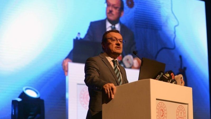 Bursa Uludağ Üniversitesi Rektörü Prof. Dr. Ahmet Saim Kılavuz, kan