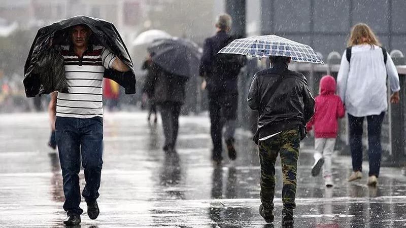 Meteoroloji'den yapılan son tahminlere göre Marmara ve Ege ile Akdeniz