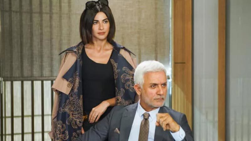 FOX TV ekranlarının sevilen dizisi Yasak Elma'da Nadir Kılıç karakterine