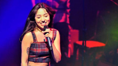 Zeynep Bastık, Bursalı hayranlarını coşturdu