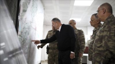 Bakan Akar ve komutanlar sıfır noktasında