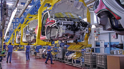 Otomotiv devi üretime ara verdi