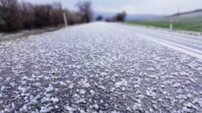 Mart ayında şaşırtan görüntü! Beyaza büründü