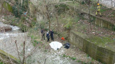Dere kenarında ölü bulundu