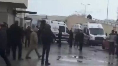 Ağrı’da Gümrük Müdürlüğü aracına roketli saldırı!