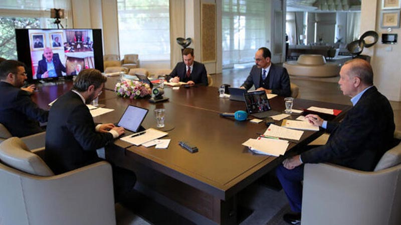 Cumhurbaşkanı Erdoğan, kabine üyeleriyle kritik görüşme