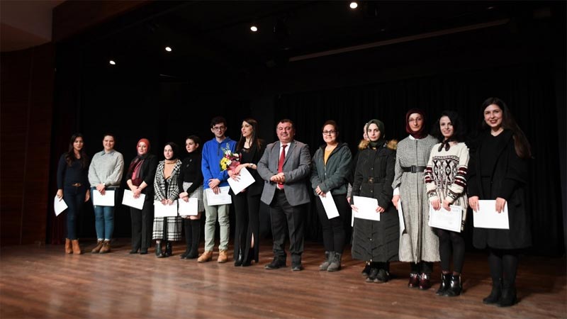 İnesmek ile sessizliğin sesi oluyorlar