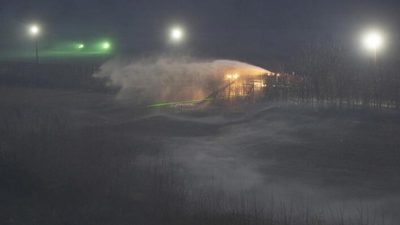 Alçak taktik! Kör etmek için…