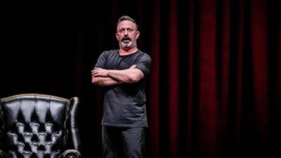 Koronavirüs ünlüleri vurdu