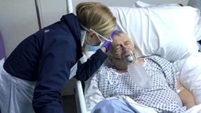 Ünlü oyuncu salgının yarattığı acı haberi Twitter’dan duyurdu!