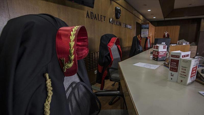 Kayseri’de FETÖ sanığına 6 yıl 3 ay hapis cezası Kayseri’de FETÖ sanığına 6 yıl 3 ay hapis cezası