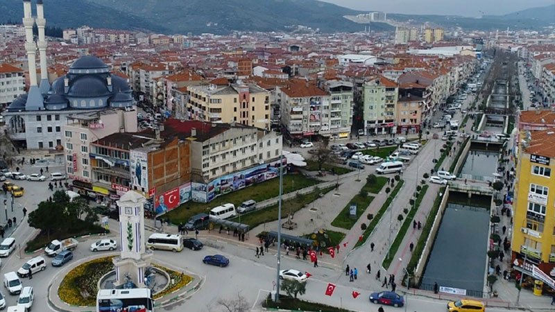 Gemlik’te toplanma alanları yenilendi