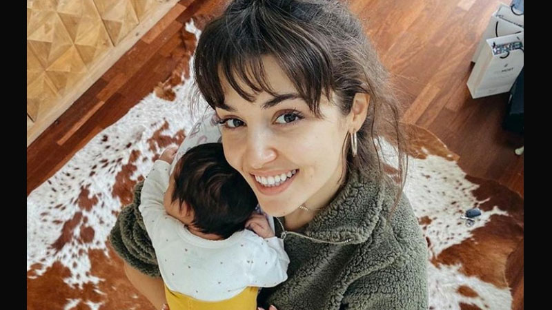 Yeğenine her ay altın alıyor