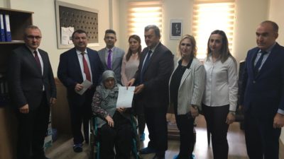 Huzurevi sakinlerine yerinde kimlik hizmeti