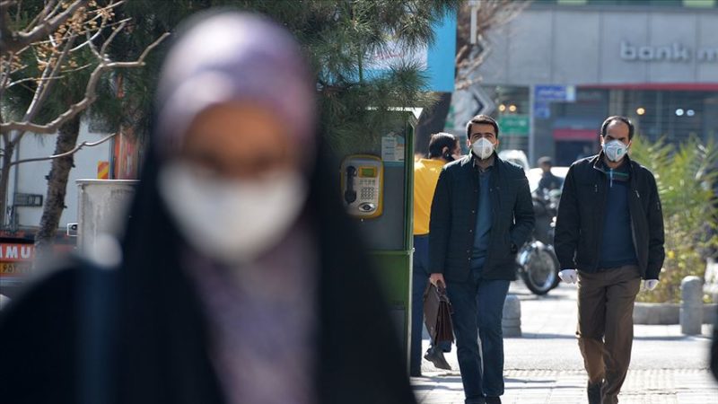 İran'da son 24 saatte yeni tip koronavirüs nedeniyle hayatını kaybedenlerin
