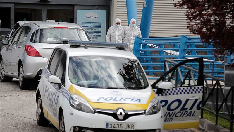 İspanya'da son 24 saatte yeni tip koronavirüs nedeniyle hayatını kaybedenlerin