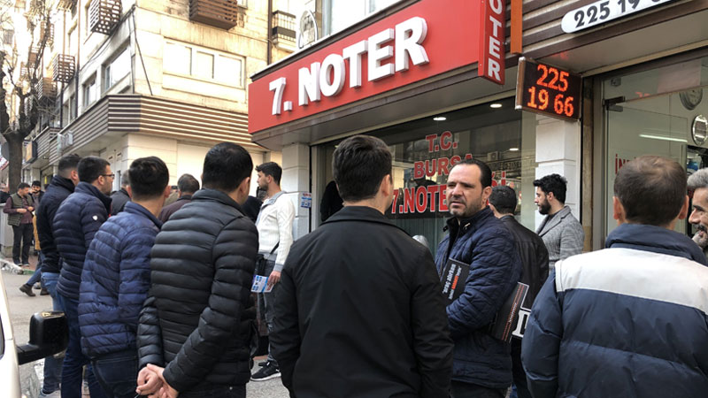 Bursa’da nöbetçi noterlerde hafta sonu yoğunluğu