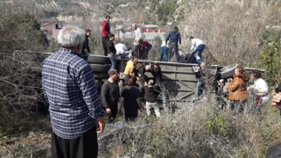 Kadınlar Günü gezisi dönüşü kaza: 40 yaralı