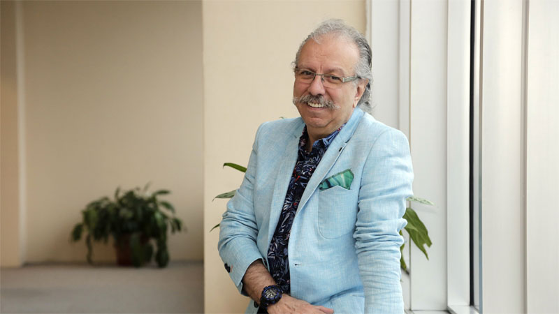 Prof. Dr. Oğuz Özyaral koronavirüs şüphesiyle hastaneye kaldırıldı