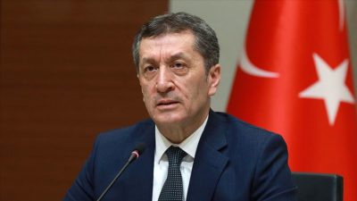 Bakan Selçuk: Koronavirüs travmasına karşı…