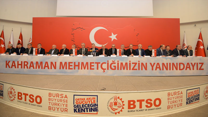 Tek ses tek yürek olmalıyız