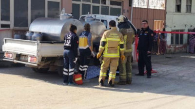 Bursa’da feci son! Kamyonetin altında can verdi…