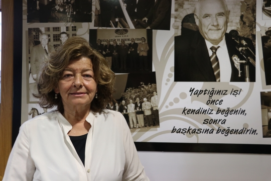 Fatma Durmaz Yılbirlik’ten anlamlı veda; İnsanlar gider izler kalır… Fatma Durmaz Yılbirlik’ten anlamlı veda; İnsanlar gider izler kalır…