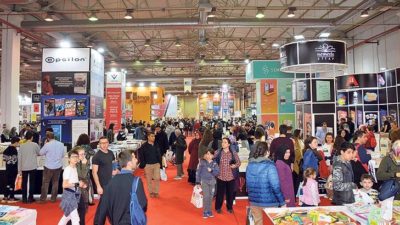 Saat verdiler… Bursa Kitap Fuarı bugün son…