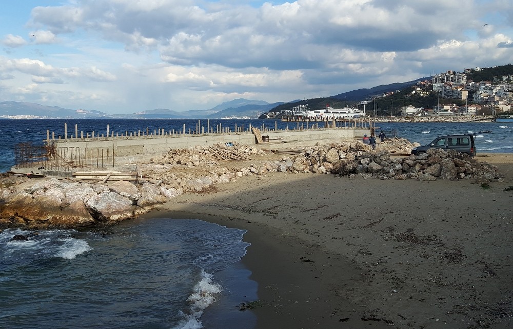 Güzelyalı sahiline estetik dokunuş Güzelyalı sahiline estetik dokunuş