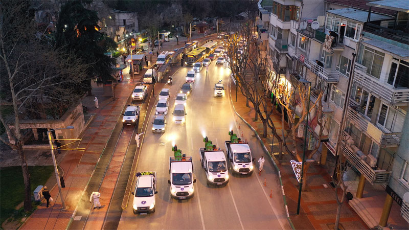 Bursa’da tarihi caddeye korona çıkarması