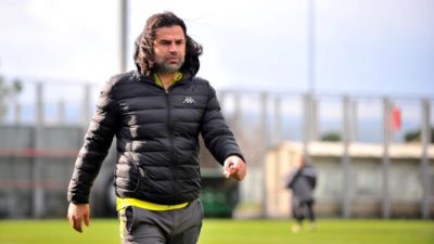 İbrahim Üzülmez’den çağrı; Herkes armasına sahip çıksın…