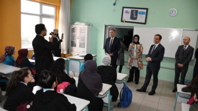 Başkan Taban yeni haftaya öğrencilerle başladı