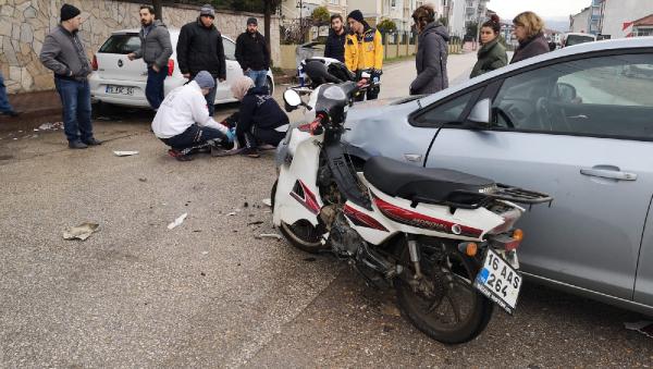 Bursa’da otomobille motosiklet çarpıştı