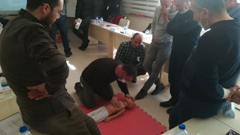 Fen İşleri personeline ilkyardım eğitimi verildi