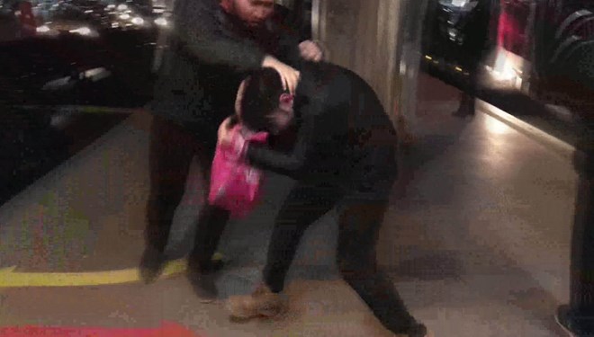 Taciz iddiası ortalığı karıştırdı! Bir kadın bağırınca…