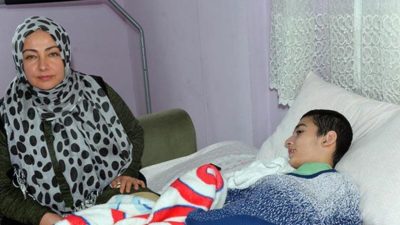 Engelli çocuğun bacağını kırıp, eve gönderdi! Tepki çeken ceza