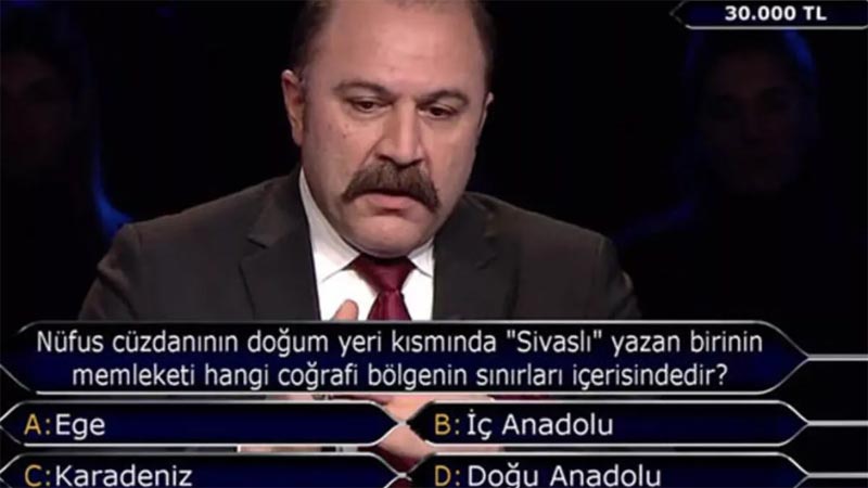 ‘Kim Milyoner Olmak İster’de şaşırtan soru! ‘Doğum yeri kısmında ‘Sivaslı’ yazan biri…’ ‘Kim Milyoner Olmak İster’de şaşırtan soru! ‘Doğum yeri kısmında ‘Sivaslı’ yazan biri…’