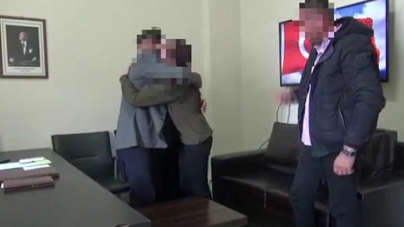 Van’da 2 kadın terörist ikna sonucu teslim oldu