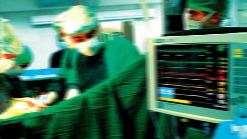 O üniversiteden açıklama! Zorunlu olmayan tüm ameliyatlara durdurma kararı